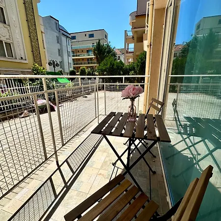 Apartment Sunny *